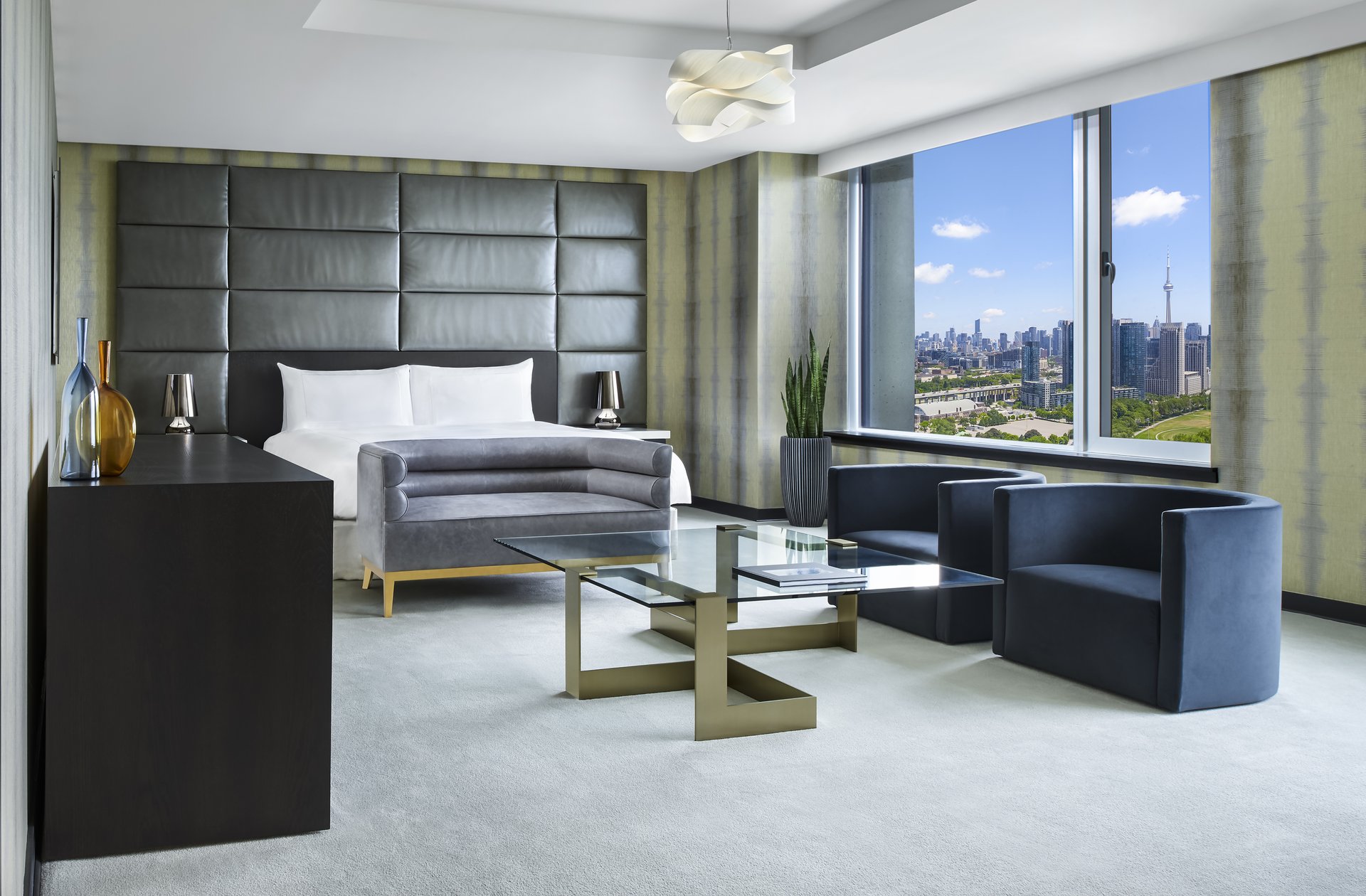 Hotel X Toronto Luxury Suite